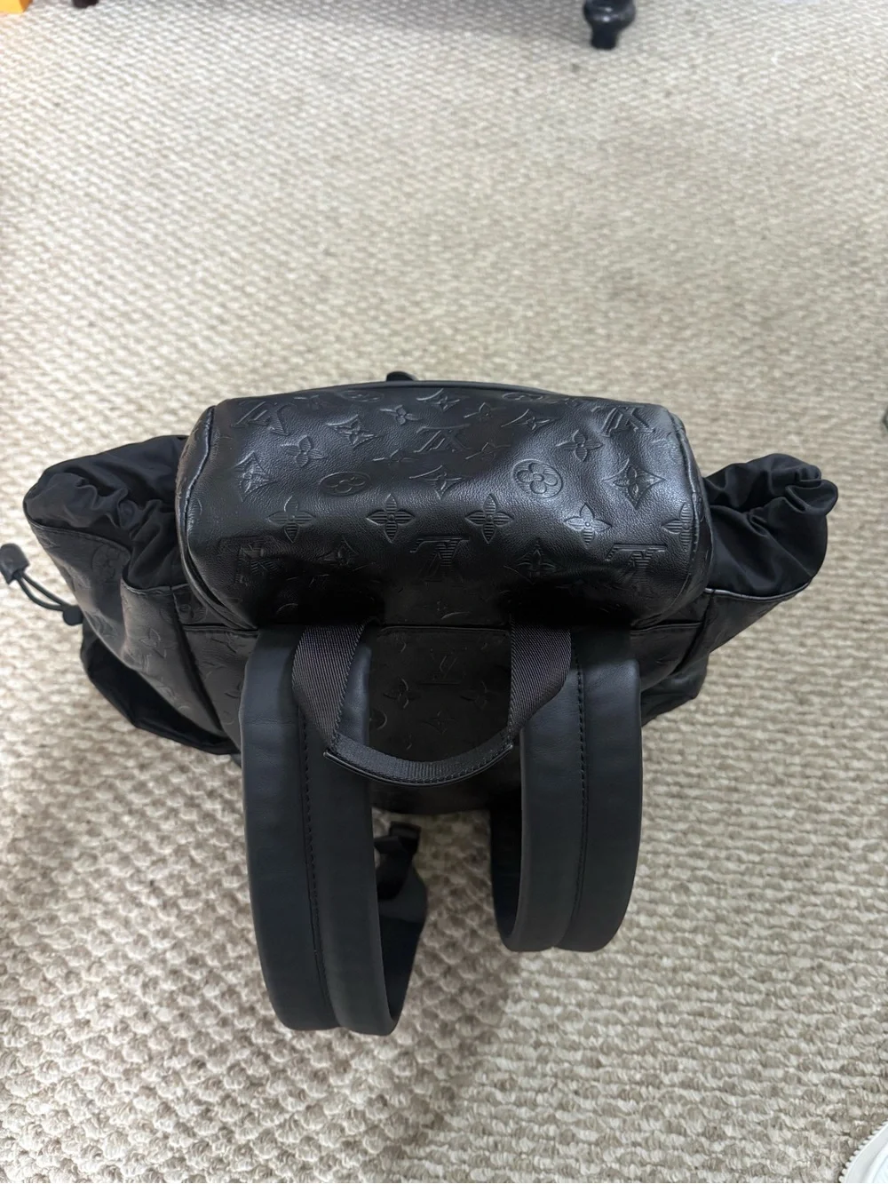 New Louis Vuitton Calfskin Monogramw Shadow Discovery Backpack in Black